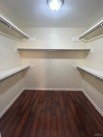 1416 Grovewood Avenue, Mission, TX 78572