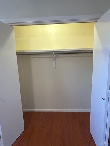 1416 Grovewood Avenue, Mission, TX 78572