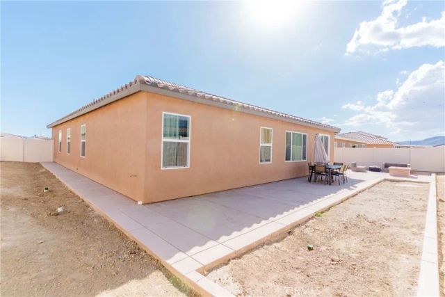 1635 Southfork Way, San Jacinto, CA 92582