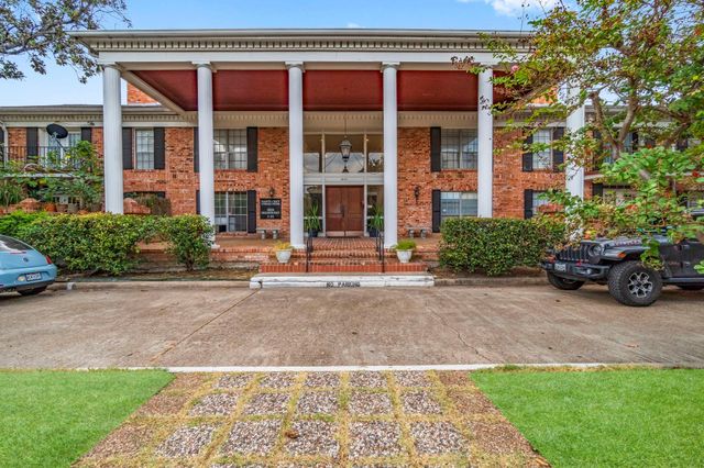 2824 Briarhurst Drive 14, Houston, TX 77057