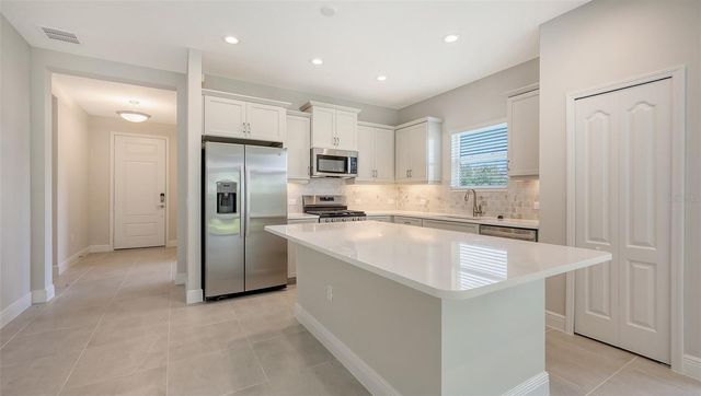 11533 GREAT BROOK LANE, Parrish, FL 34219