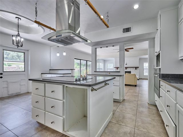 1100 CORNELL DRIVE, Sanford, FL 32771