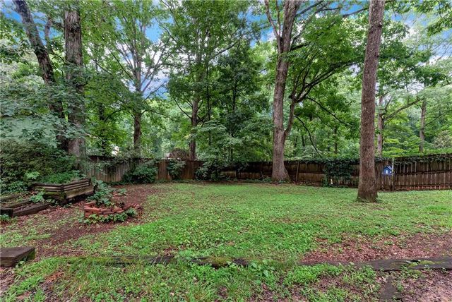 5045 Red Oak Lane, Gainesville, GA 30506