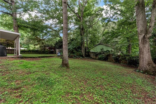 5045 Red Oak Lane, Gainesville, GA 30506