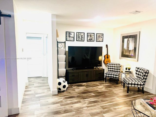 19790 SW 242nd St, Homestead, FL 33031