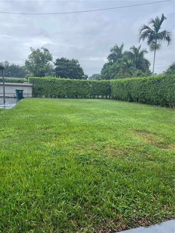 19790 SW 242nd St, Homestead, FL 33031