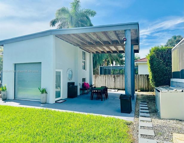 19790 SW 242nd St, Homestead, FL 33031