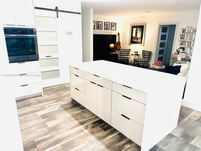 19790 SW 242nd St, Homestead, FL 33031