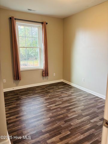 119 Preston Road, Jacksonville, NC 28540