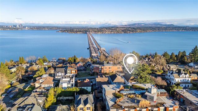 1375 32nd Avenue S, Seattle, WA 98144