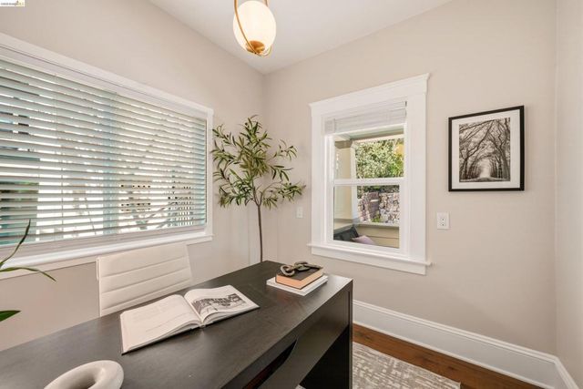 5765 Manila Ave, Oakland, CA 94618