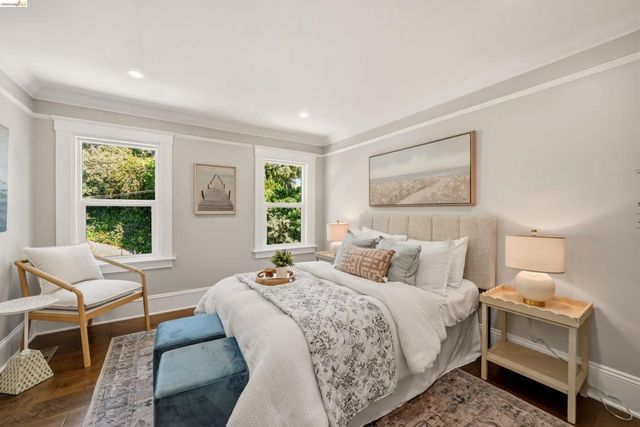 5765 Manila Ave, Oakland, CA 94618