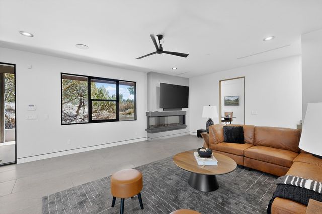 235 Kimberly Lane, Tijeras, NM 87059