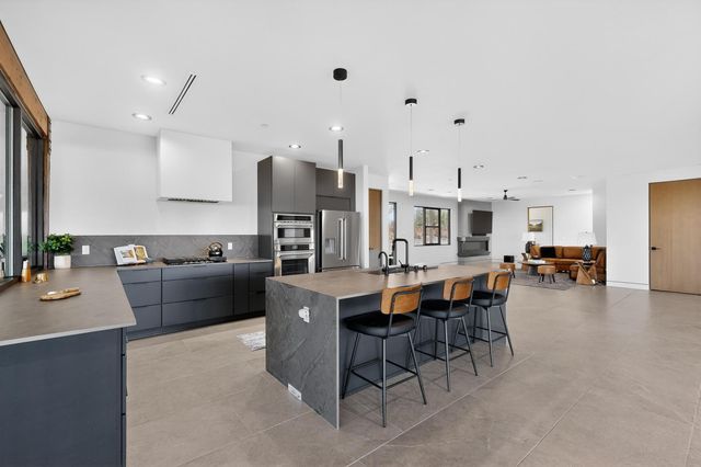 235 Kimberly Lane, Tijeras, NM 87059