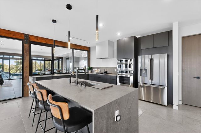 235 Kimberly Lane, Tijeras, NM 87059