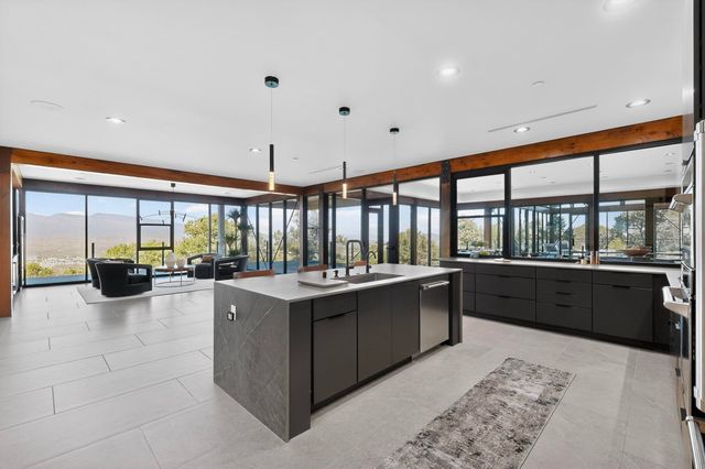 235 Kimberly Lane, Tijeras, NM 87059