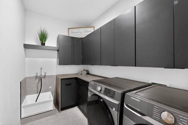 235 Kimberly Lane, Tijeras, NM 87059