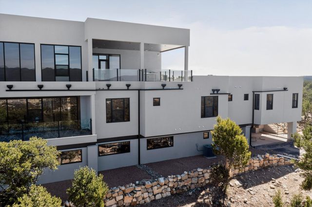 235 Kimberly Lane, Tijeras, NM 87059