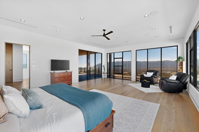 235 Kimberly Lane, Tijeras, NM 87059