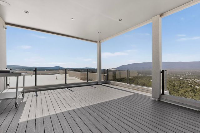 235 Kimberly Lane, Tijeras, NM 87059