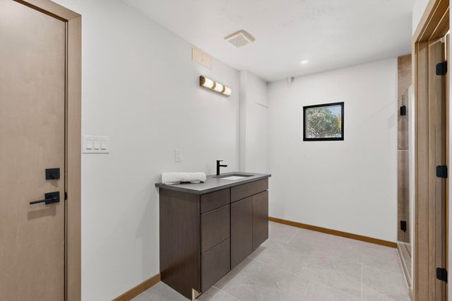 235 Kimberly Lane, Tijeras, NM 87059