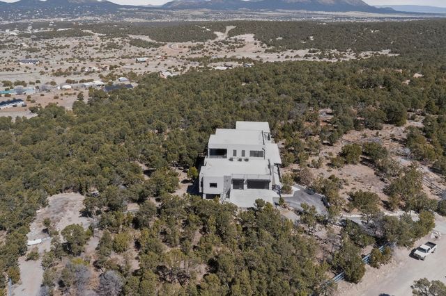 235 Kimberly Lane, Tijeras, NM 87059