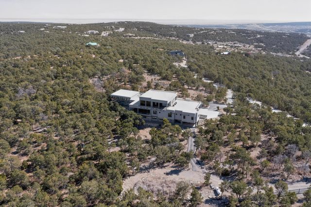 235 Kimberly Lane, Tijeras, NM 87059