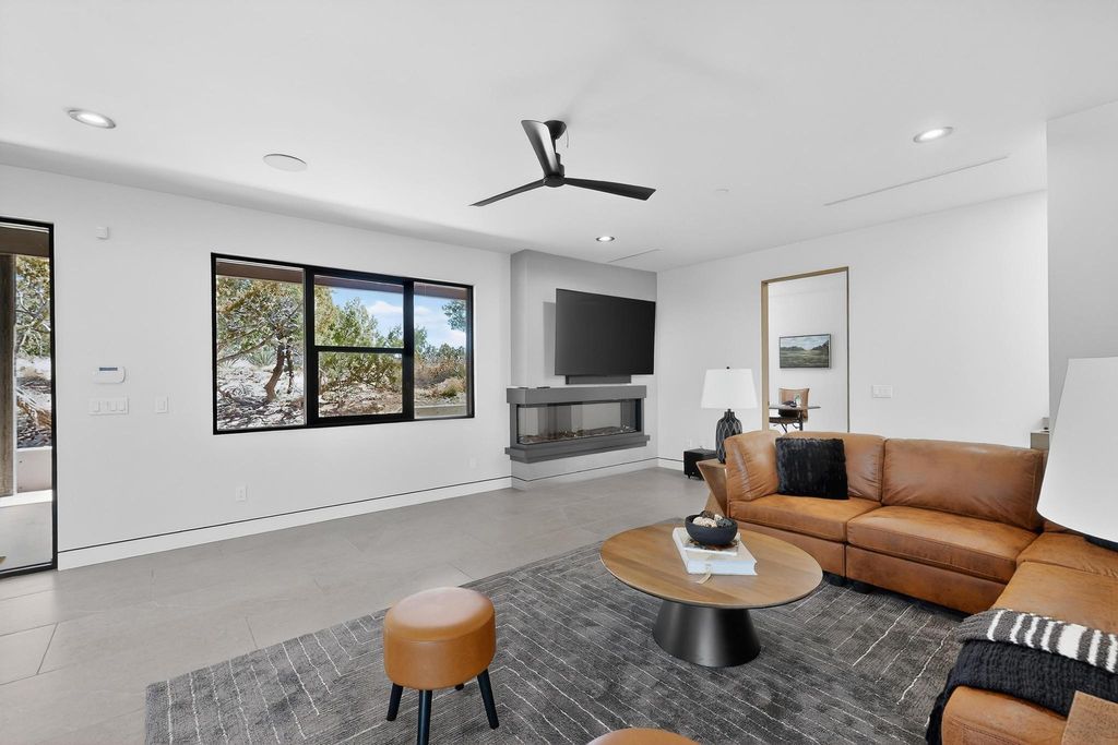 Image 13 of property listing at 235 Kimberly Lane, Tijeras, NM 87059