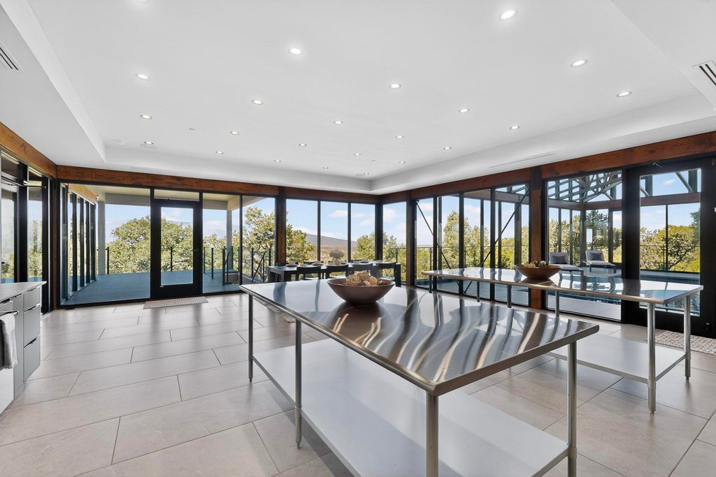 Image 24 of property listing at 235 Kimberly Lane, Tijeras, NM 87059