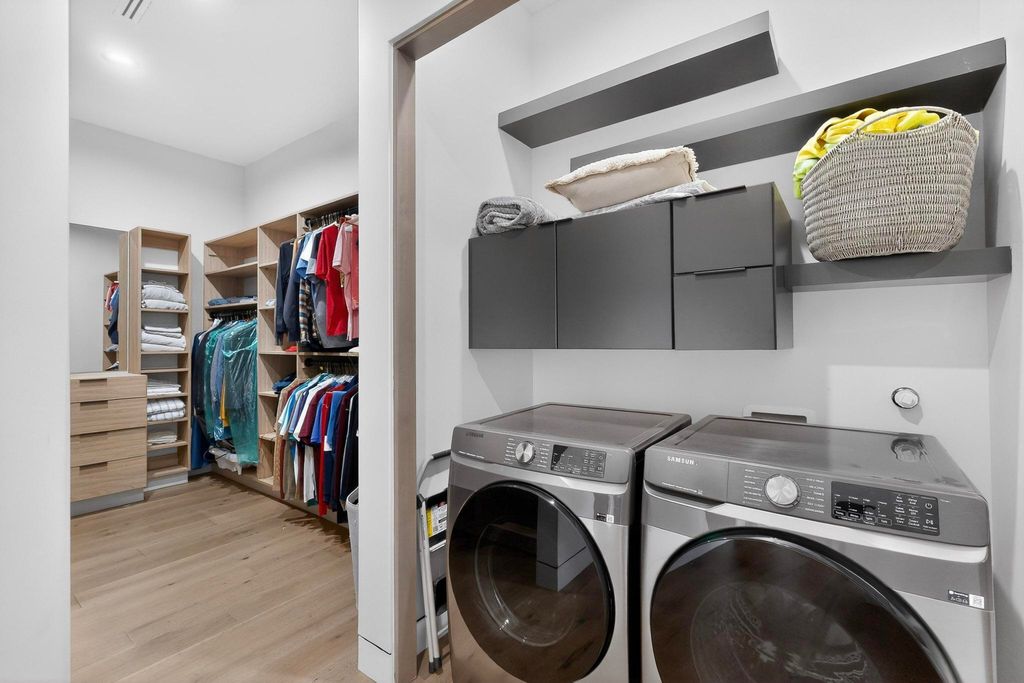 Image 54 of property listing at 235 Kimberly Lane, Tijeras, NM 87059