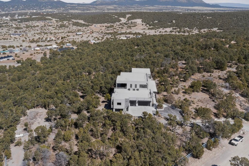 Image 77 of property listing at 235 Kimberly Lane, Tijeras, NM 87059