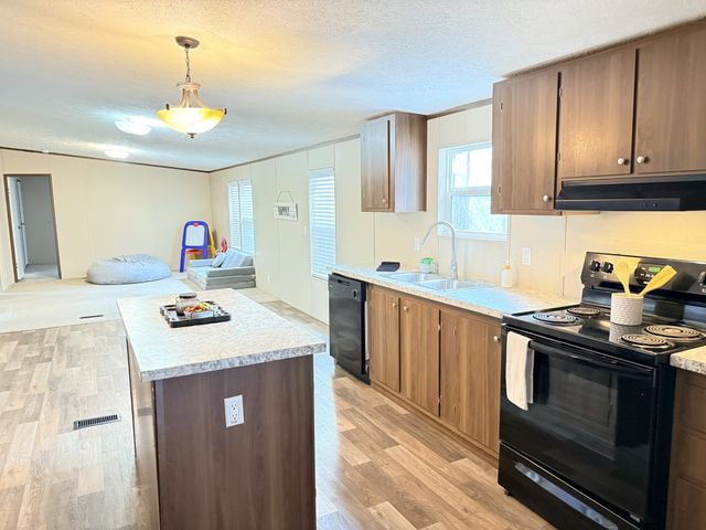 1418 Denathard Ln, Lewisburg, TN 37091