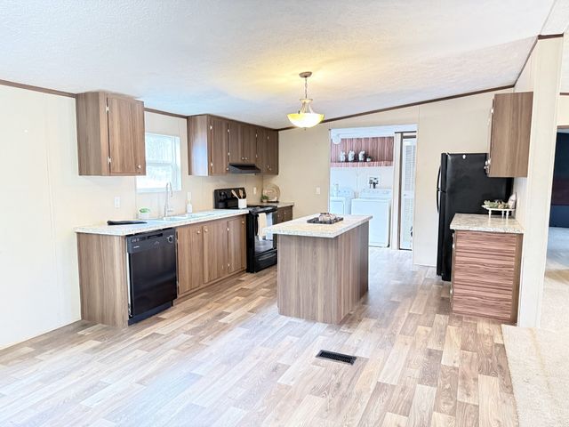 1418 Denathard Ln, Lewisburg, TN 37091