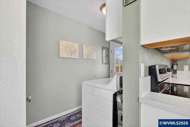 1530 Maple St SW, Albany, OR 97321