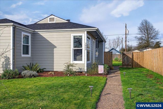 1530 Maple St SW, Albany, OR 97321