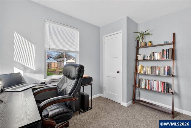 1530 Maple St SW, Albany, OR 97321