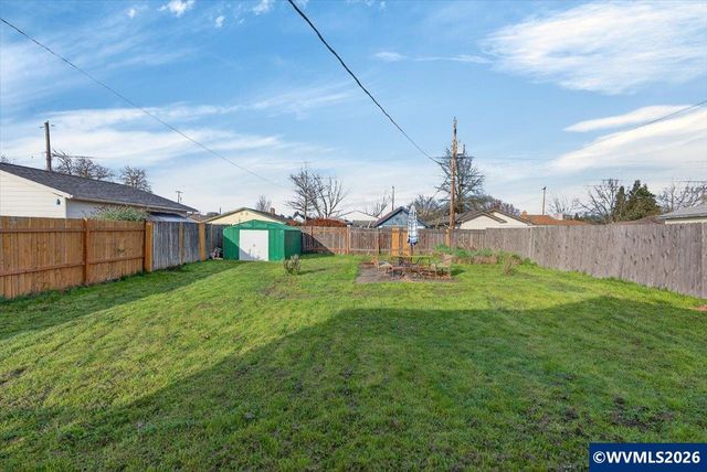 1530 Maple St SW, Albany, OR 97321