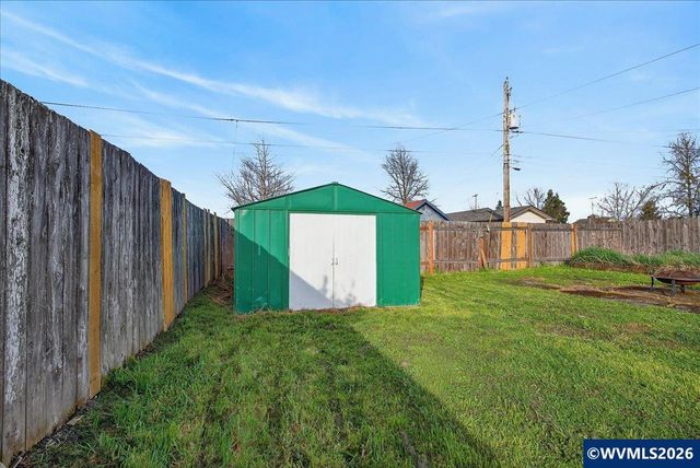 1530 Maple St SW, Albany, OR 97321