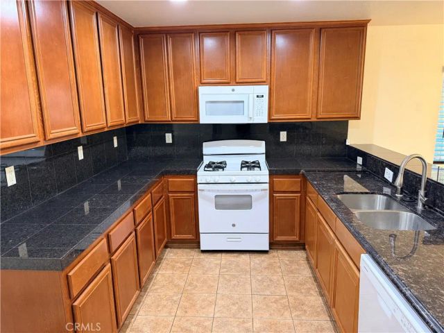 25882 Iris Unit B, Moreno Valley, CA 92551