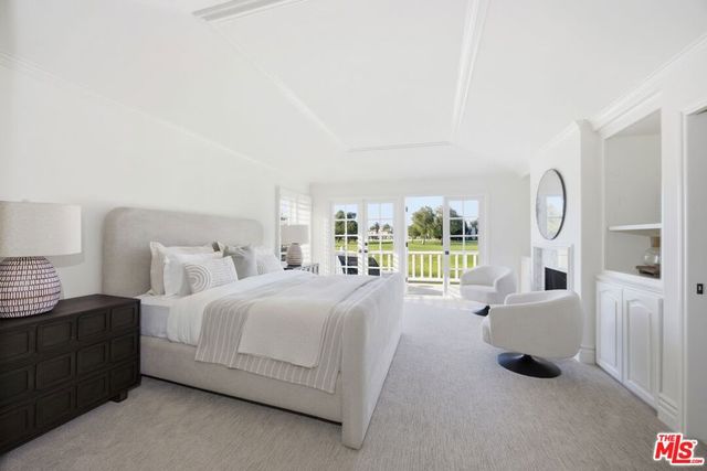 19382 Woodlands Drive, Huntington Beach, CA 92648