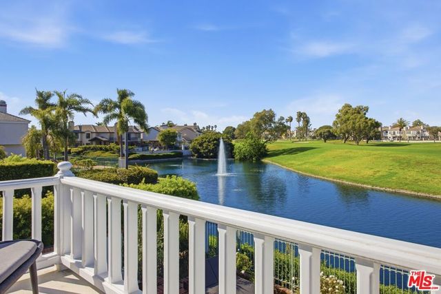 19382 Woodlands Drive, Huntington Beach, CA 92648