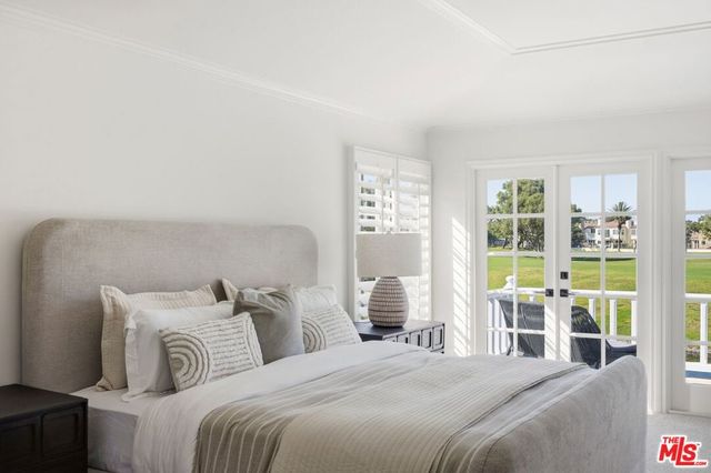 19382 Woodlands Drive, Huntington Beach, CA 92648