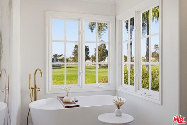 19382 Woodlands Drive, Huntington Beach, CA 92648