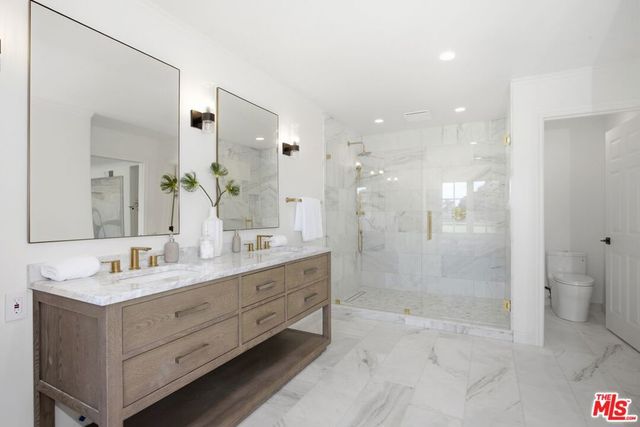 19382 Woodlands Drive, Huntington Beach, CA 92648