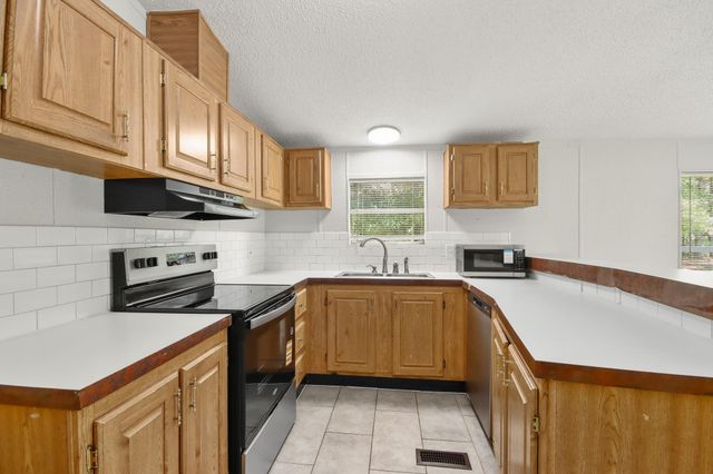 25494 Deepwood Drive B, Magnolia, TX 77355