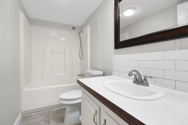 25494 Deepwood Drive B, Magnolia, TX 77355