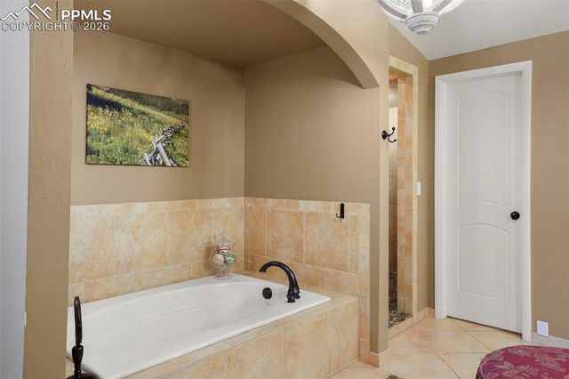 1660 Mesa Avenue, Colorado Springs, CO 80906