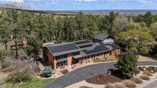 1660 Mesa Avenue, Colorado Springs, CO 80906