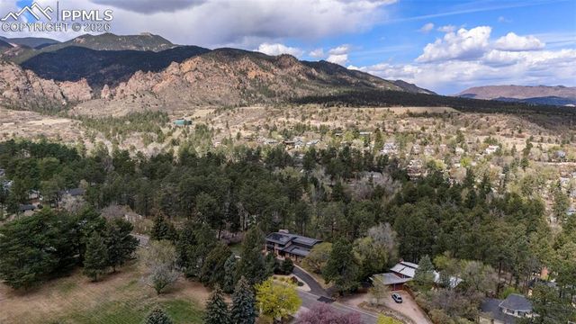 1660 Mesa Avenue, Colorado Springs, CO 80906