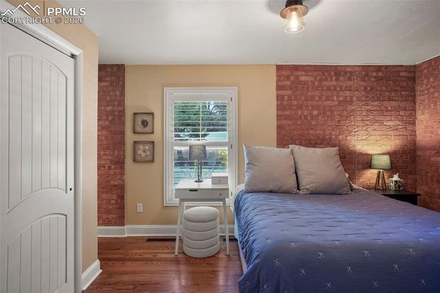 1660 Mesa Avenue, Colorado Springs, CO 80906